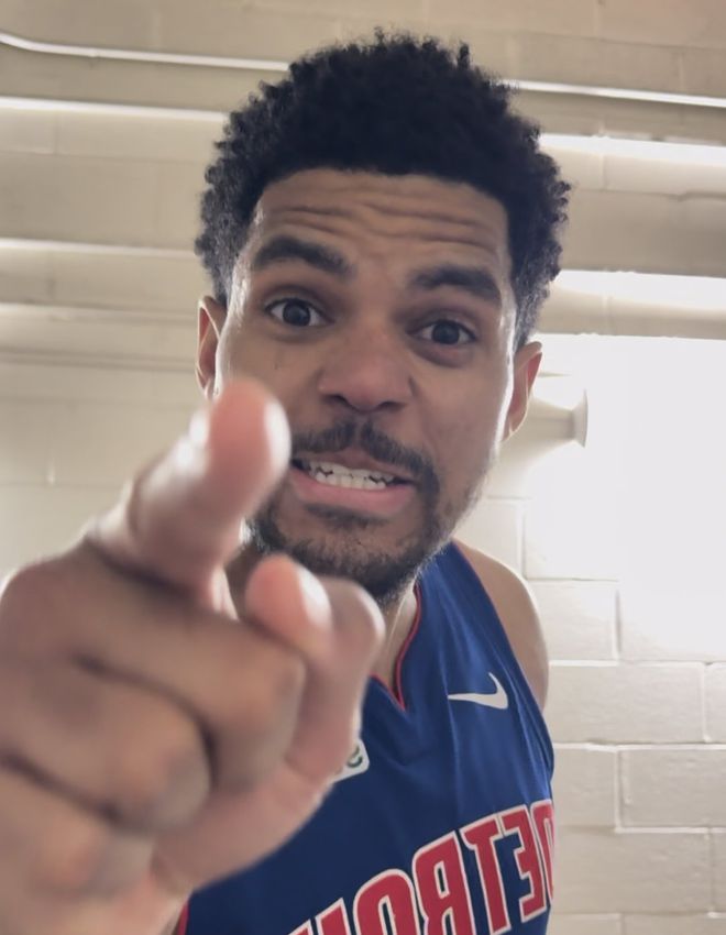 5月2日NBA季后赛：纽约尼克斯队险胜活塞，布伦森40分引领晋级