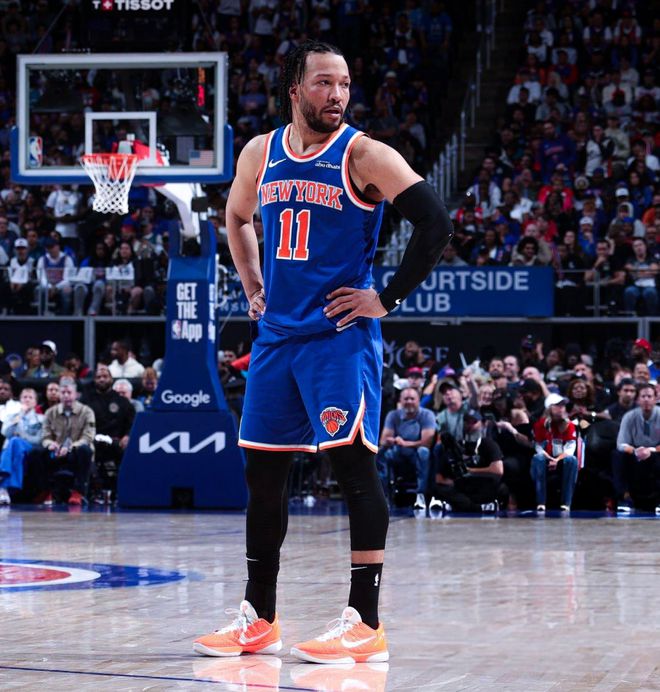 5月2日NBA季后赛：纽约尼克斯队险胜活塞，布伦森40分引领晋级