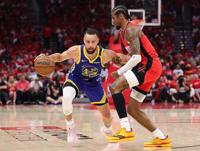 NBA首轮赛况：火箭欲逆转勇士，杰伦·格林表现成关键