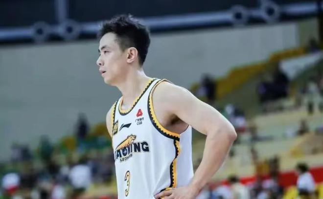 CBA 季后赛半决赛：辽宁队被横扫，赵继伟表现不佳原因剖析