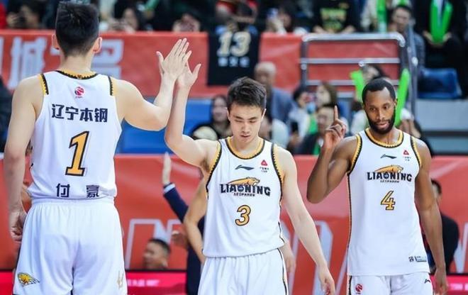 CBA 季后赛半决赛：辽宁队被横扫，赵继伟表现不佳原因剖析