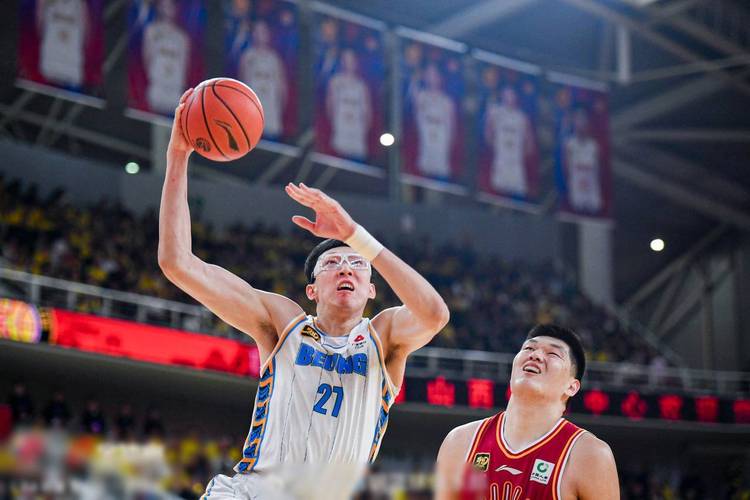CBA 季后赛半决赛 G3：北京胜山西 3-0 晋级，杰曼 43 分雷蒙等表现出色