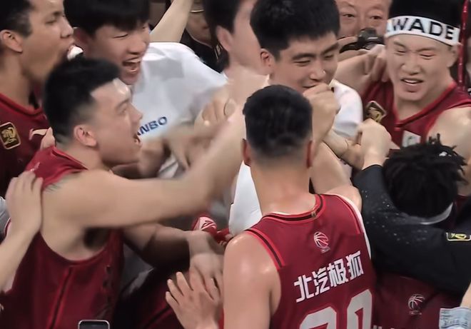 CBA 季后赛半决赛 G3：北京胜山西 3-0 晋级，杰曼 43 分雷蒙等表现出色