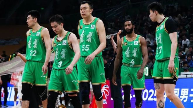 CBA 季后赛半决赛 G3：辽宁队 0-3 被淘汰，冲四连冠梦碎