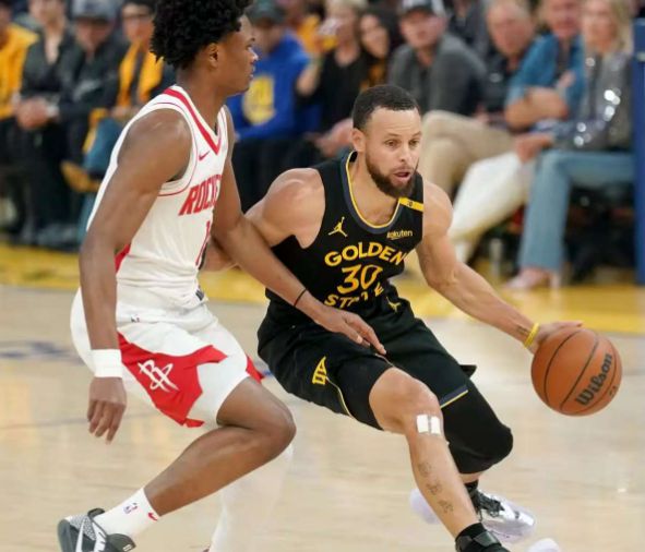 北京时间5月3日NBA季后赛火箭客场胜勇士扳平大比分3-3拖入抢七