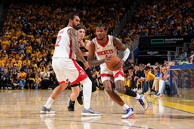 NBA 季后赛火箭胜勇士扳平总比分，杰伦 - 格林表现一般难寻手感