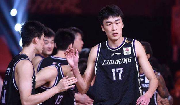 辽宁男篮赛季结束迎重建，多人合同到期，2人退役2人离队