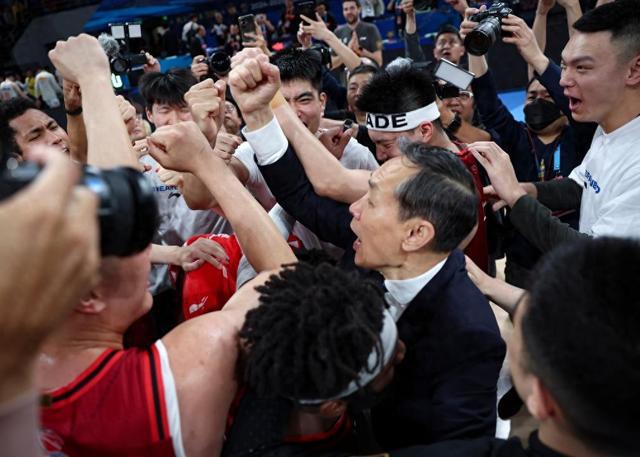 五一期间CBA季后赛燃动京城，北京队时隔10年重返总决赛