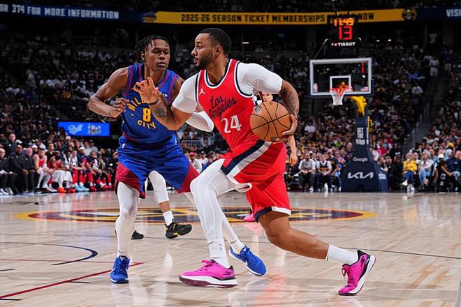 NBA 季后赛：掘金胜快船晋级，鲍威尔低迷快船再折戟首轮