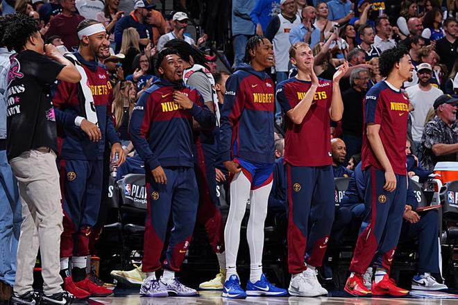 NBA 季后赛掘金胜快船晋级，佩顿 - 沃特森表现有起色