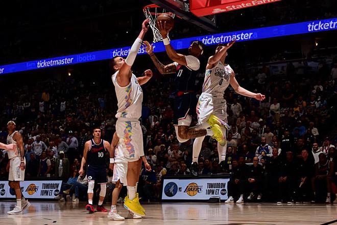 NBA 季后赛：丹佛掘金胜洛杉矶快船晋级，乔丹 - 米勒高光表现