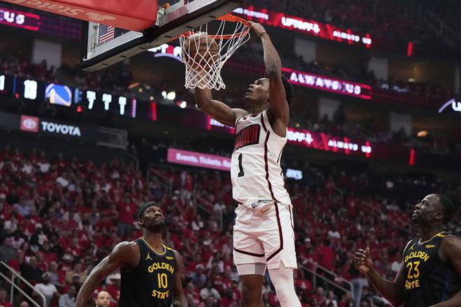 北京时间5月5日NBA季后赛火箭和勇士首轮抢七大战看点十足