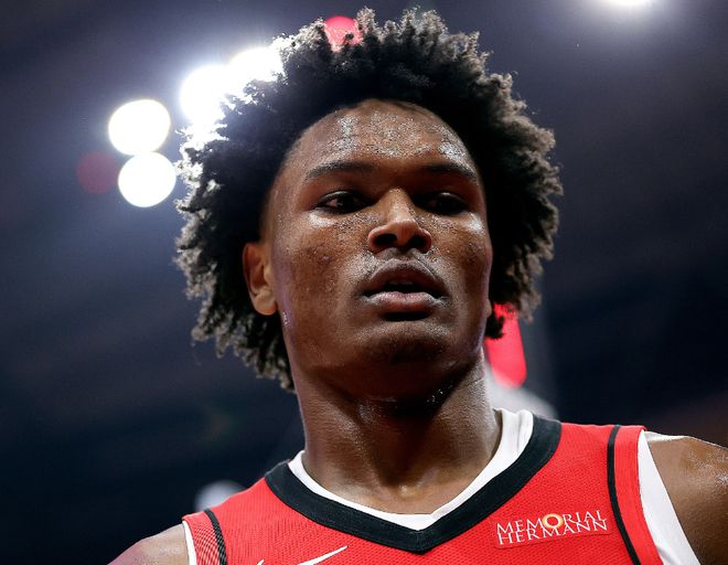 NBA 季后赛西部首轮 G7：火箭惜败勇士，阿门闪耀申京表现糟糕