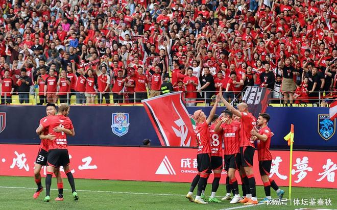 上轮中超海港客场胜武汉三镇，冯劲等3人未登场或今夏加盟成都蓉城