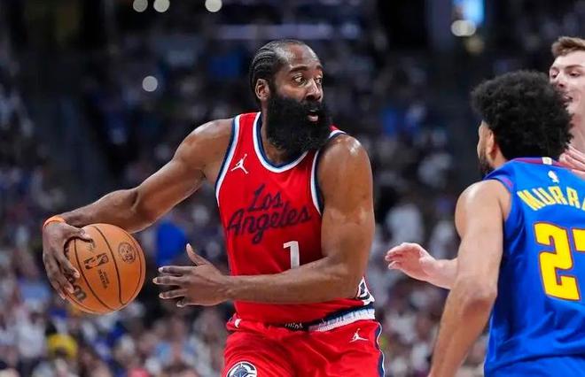 NBA 季后赛首轮结束，流量大队表现各异，老派球星个人数据如何？