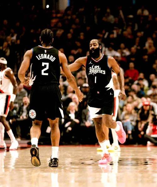 5月6日NBA季后赛激战，快船首轮出局后休赛期聚焦哈登巴图姆