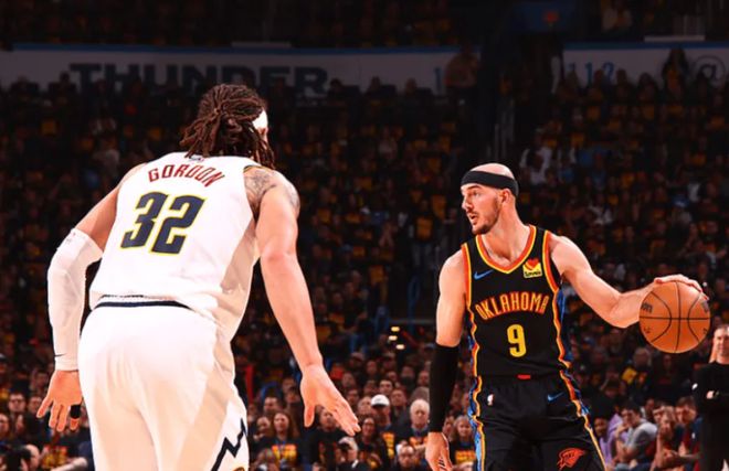 5月6日NBA2024-25季后赛次轮西部焦点之战：雷霆vs掘金
