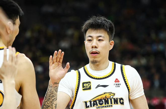 辽宁男篮止步半决赛后迎关键休赛期，张镇麟手术或影响新赛季阵容