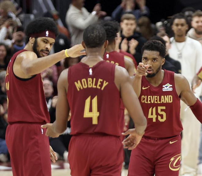 5月7日NBA季后赛次轮：骑士第三节领先却遭步行者绝杀，形势被动