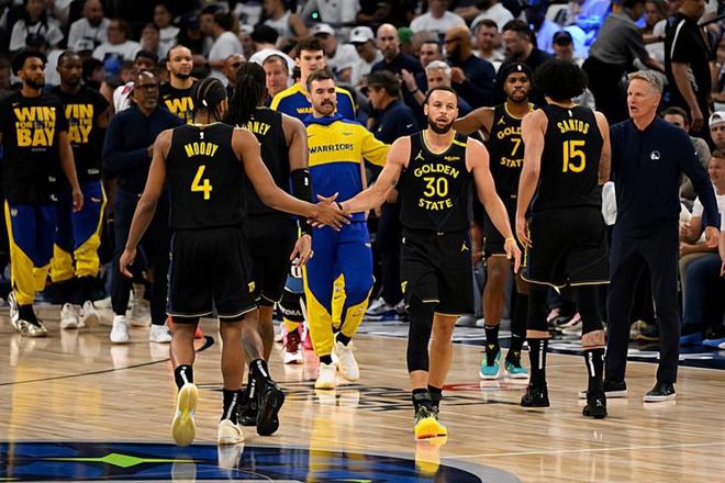 NBA西部半决赛G1：勇士以下克上，摩西-穆迪表现糟糕