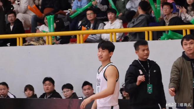 CBA 总决赛将至，广东队送何文炜被保送清华原因揭秘