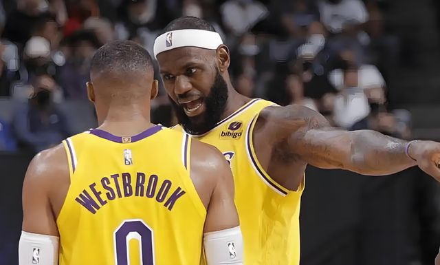 5月7日NBA季后赛：掘金险胜雷霆，戈登绝杀，威斯布鲁克引关注