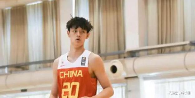 四强结束篮协解析曾凡博回合误判，后续将严抓危险动作