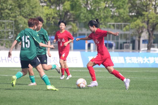 王霜第五次代表湖北女足战全运：率替补轻取福建提前晋级