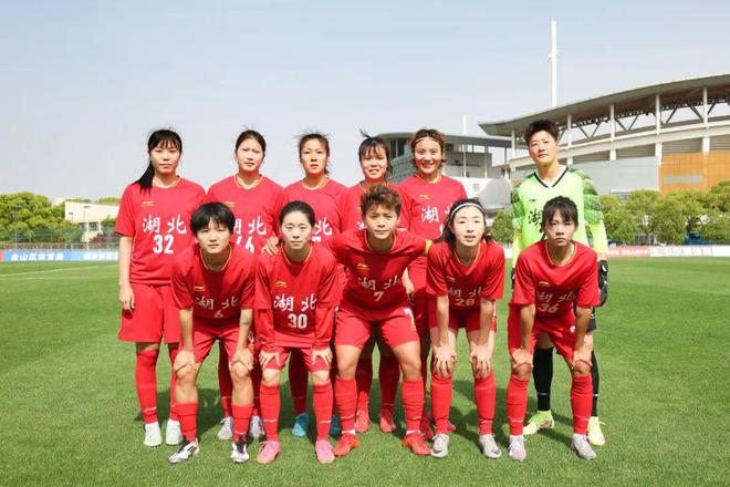 王霜第五次代表湖北女足战全运：率替补轻取福建提前晋级