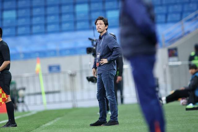 长春亚泰0-3负于青岛海牛后谢晖下课，成本赛季第三位下课主帅