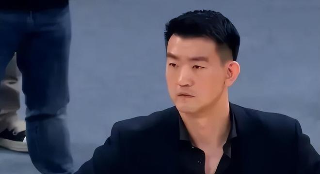 CBA总决赛G1广厦队落败，与北京队实力差距明显引关注