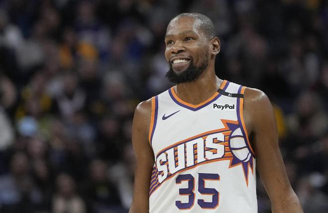 5月初NBA季后赛激战，太阳三巨头折戟，杜兰特或离队另觅新途