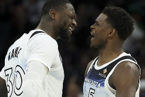 本赛季NBA季后赛分区半决赛激战正酣，各队冠军荒时长几何？