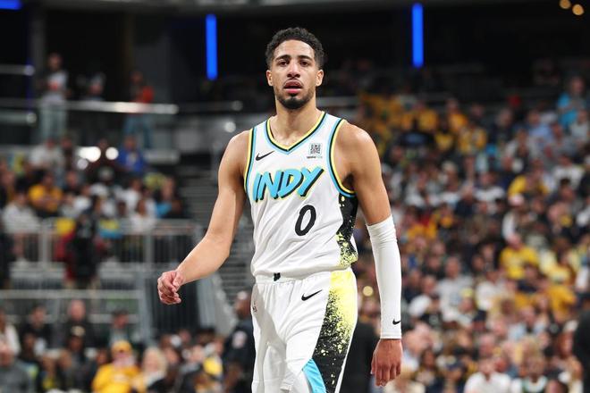 NBA 东部半决赛 G3：步行者主场落败，哈利伯顿状态低迷