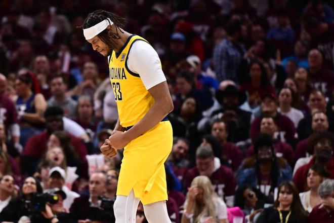 NBA 季后赛东部半决赛 G3：步行者主场惜败，大比分 1-2 落后