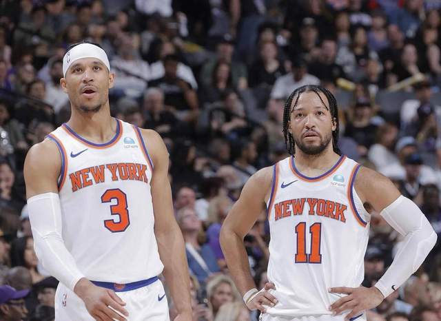 NBA 季后赛东部对决：骑士扳比分，客场球队 5 连胜成焦点
