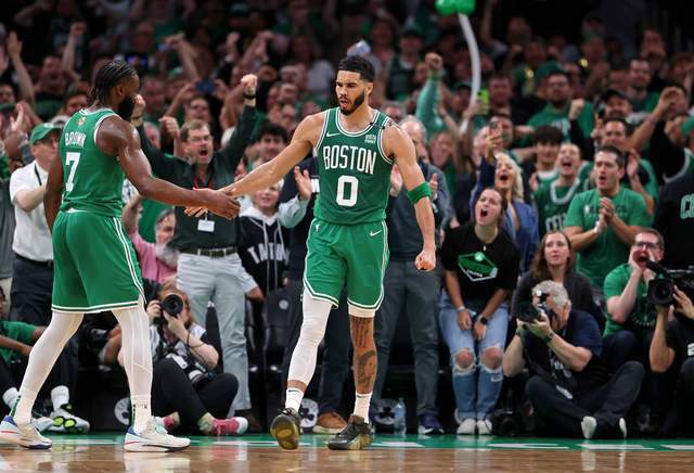 NBA 季后赛凯尔特人 1-2 落后尼克斯，前两场比赛令人咋舌