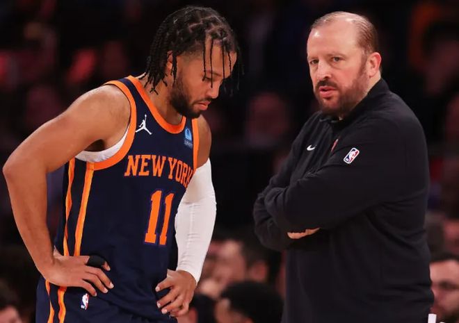 NBA 季后赛：凯尔特人狂胜尼克斯，尼克斯 20 分大逆转美梦破灭