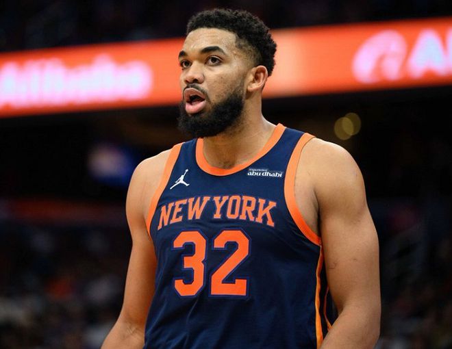 NBA 季后赛：凯尔特人狂胜尼克斯，尼克斯 20 分大逆转美梦破灭