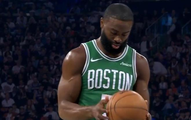 北京时间5月11日凌晨NBA季后赛东部半决赛G3凯尔特人115-93大胜尼克斯