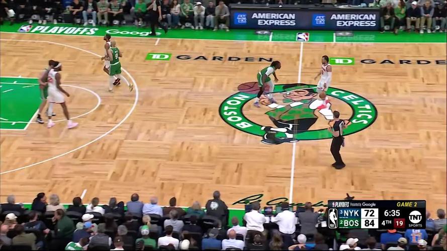 NBA 季后赛：凯尔特人客场对阵尼克斯，背水一战力求扭转 0 比 2 劣势