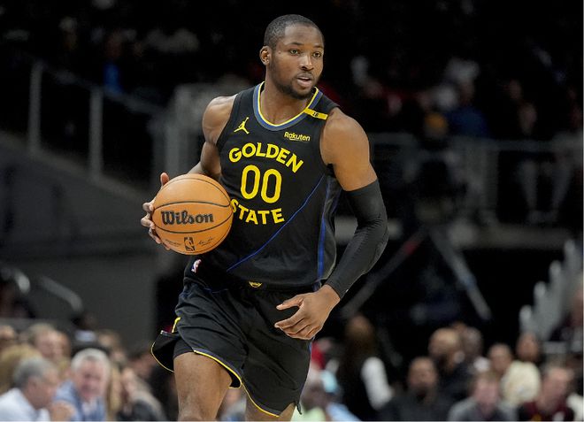NBA 季后赛西部半决赛 G3：勇士主场落败，库明加爆发，巴特勒体能成忧