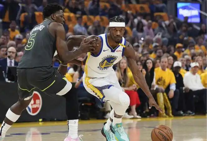 NBA 季后赛西部半决赛 G3：勇士无库里仍胶着至末节虽败犹荣