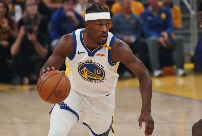 NBA 季后赛西部半决赛 G3：勇士无库里仍胶着至末节虽败犹荣