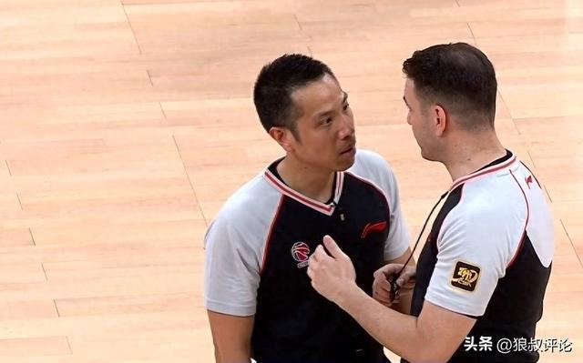 CBA总决赛确定无中国裁判执裁，外籍裁判尺度引热议