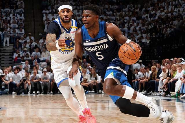NBA 季后赛森林狼客场逆转勇士，2-1 领先夺回主场优势