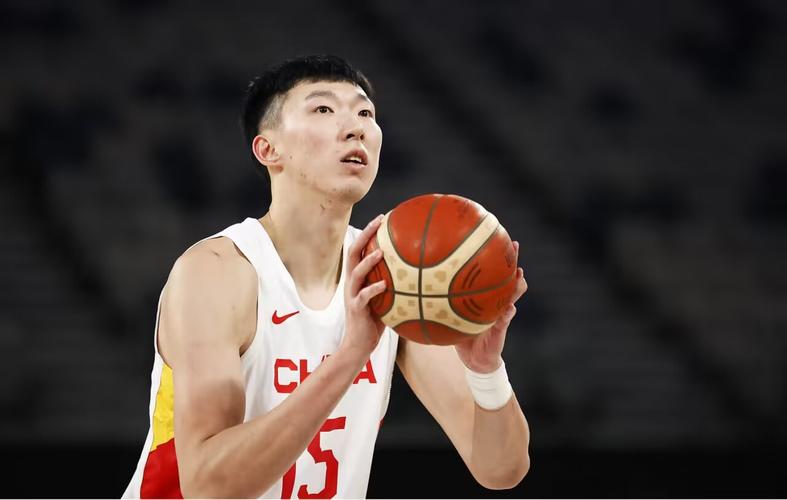 5月11日周琦谈归化球员重要性，称中国男篮需布拉切式球员