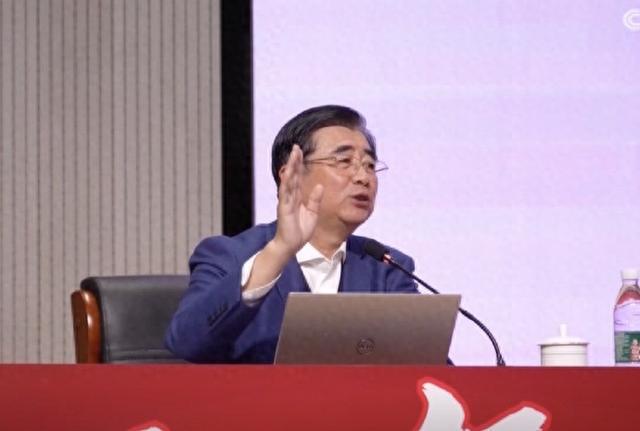 5月11日中国足协主席宋凯启程前往巴拉圭，途中将访西班牙足协等