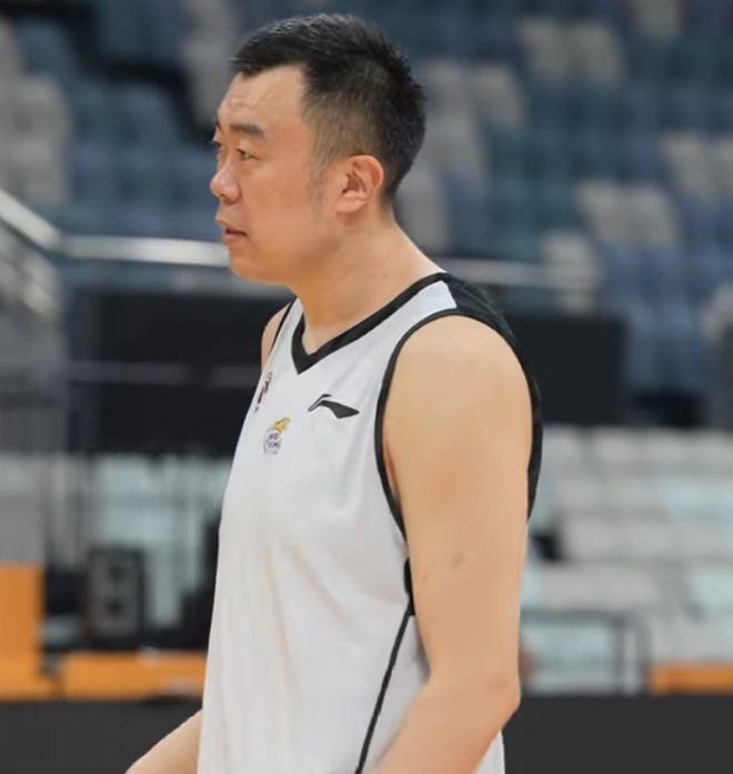辽宁VS广厦四强G1焦点战：杨鸣王博压力大，威尔斯重逢旧主