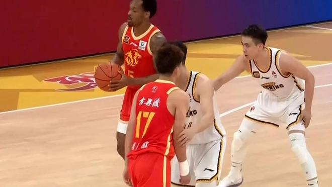 CBA半决赛广厦主场大胜辽宁 辽宁外线低迷首战溃败